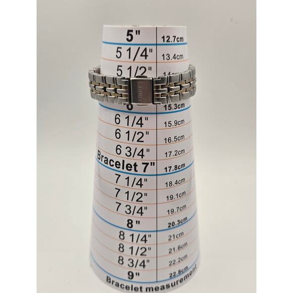 Seiko 7N82-0AT0 Quartz Date Watch main image 8